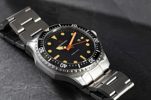 The Dive / 96Zero Watches