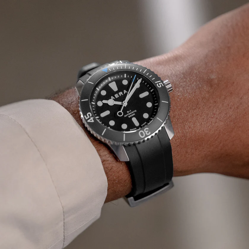 D-1 Diver thumbnail 2
