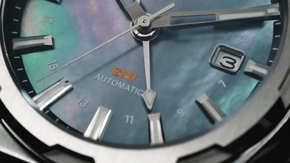HANG GMT - Raw Meteorite Dial thumbnail 2