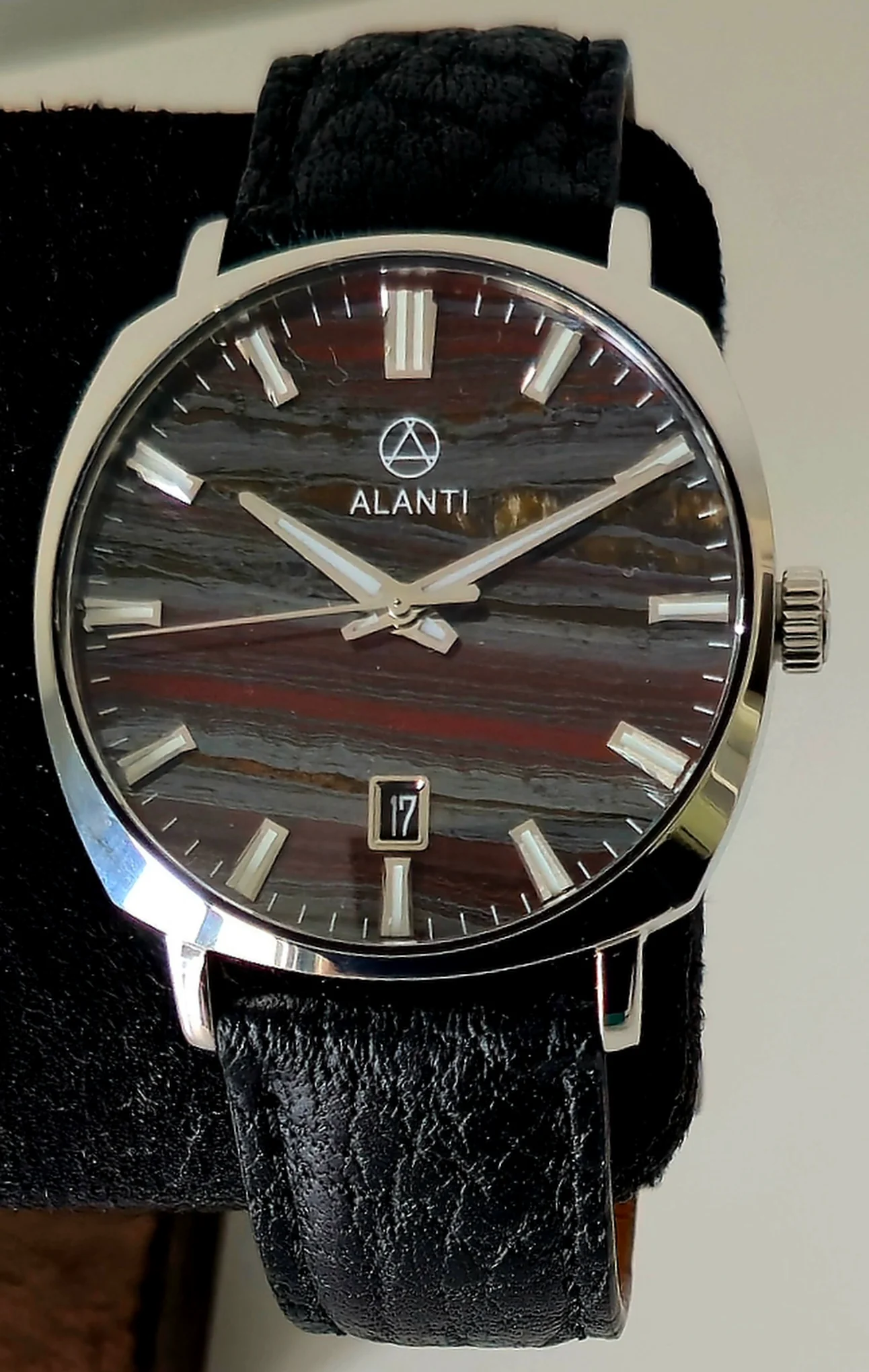 Iron Tiger Eye no date