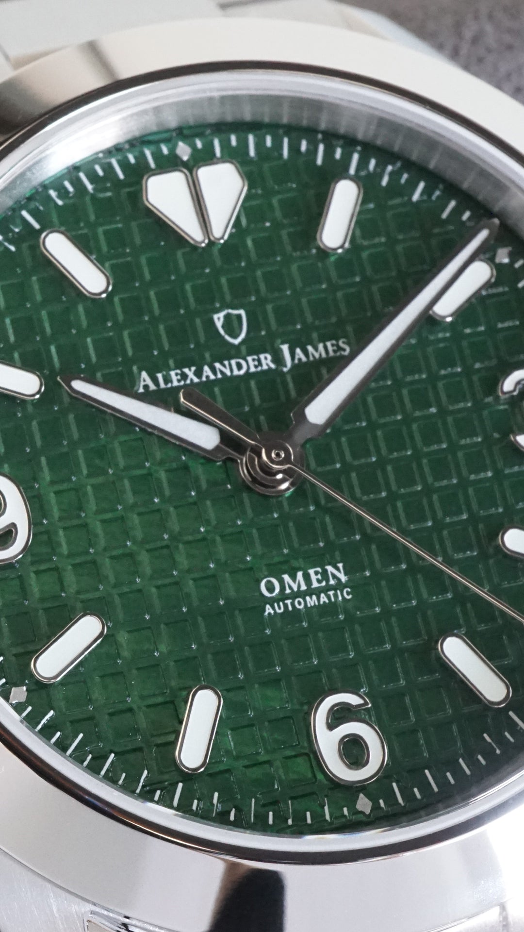 A3 Omen - Green Mother of Pearl thumbnail 4