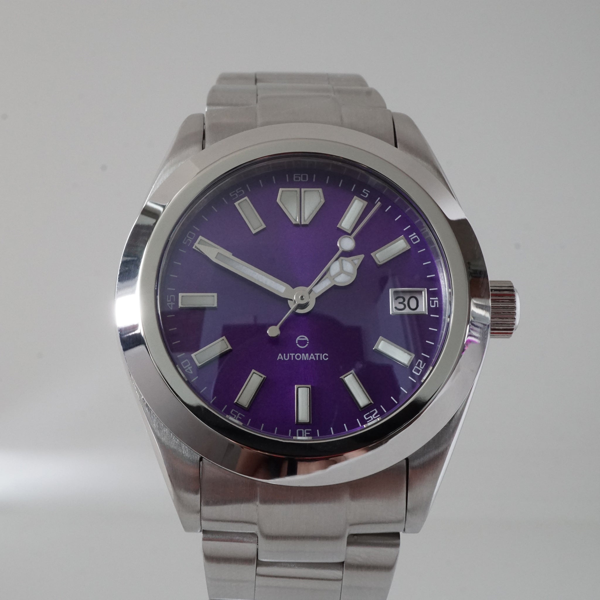 A4 Legacy Standard 37 Purple Sunburst thumbnail 3