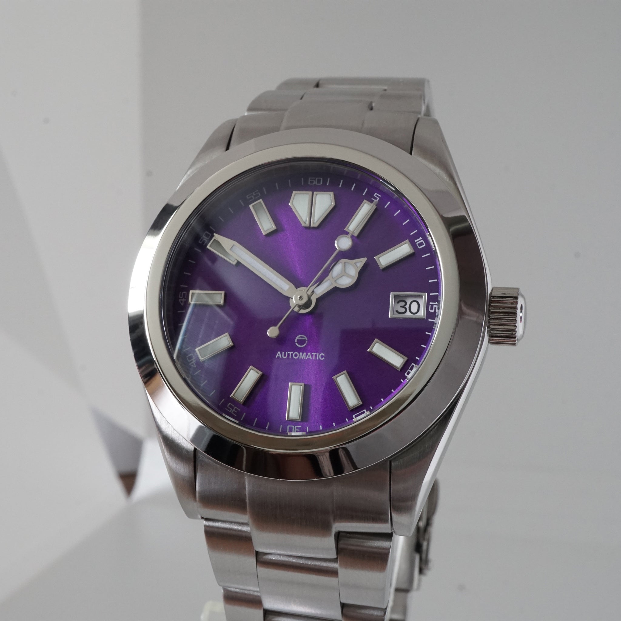 A4 Legacy Standard 37 Purple Sunburst thumbnail 4