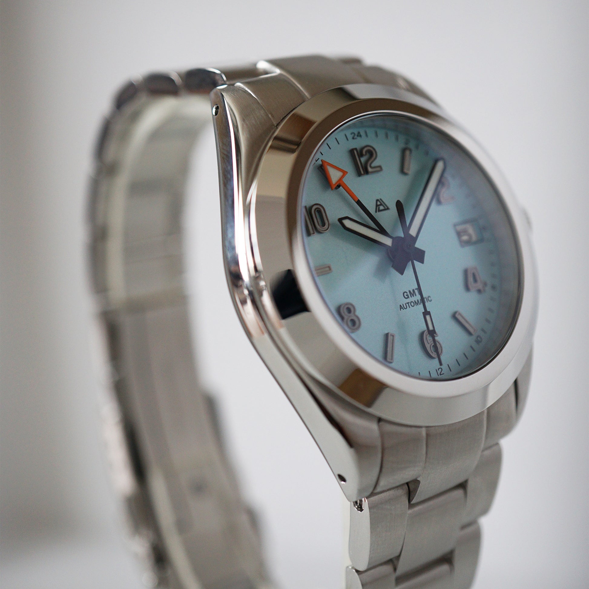 A4 Prelude 37 GMT Light Blue (Fixed Bezel) thumbnail 5