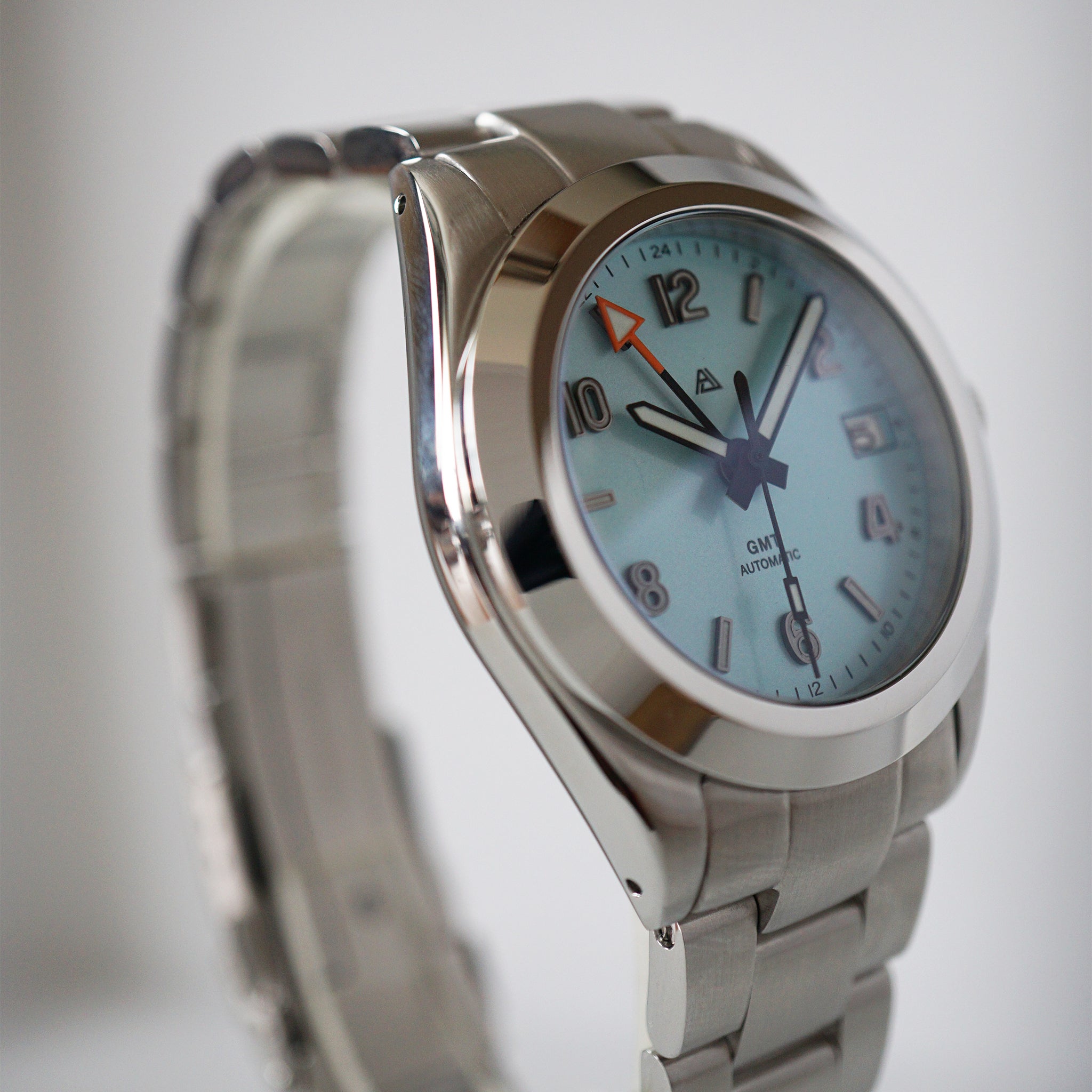 A4 Prelude 37 GMT Light Blue (Floor Model) thumbnail 2