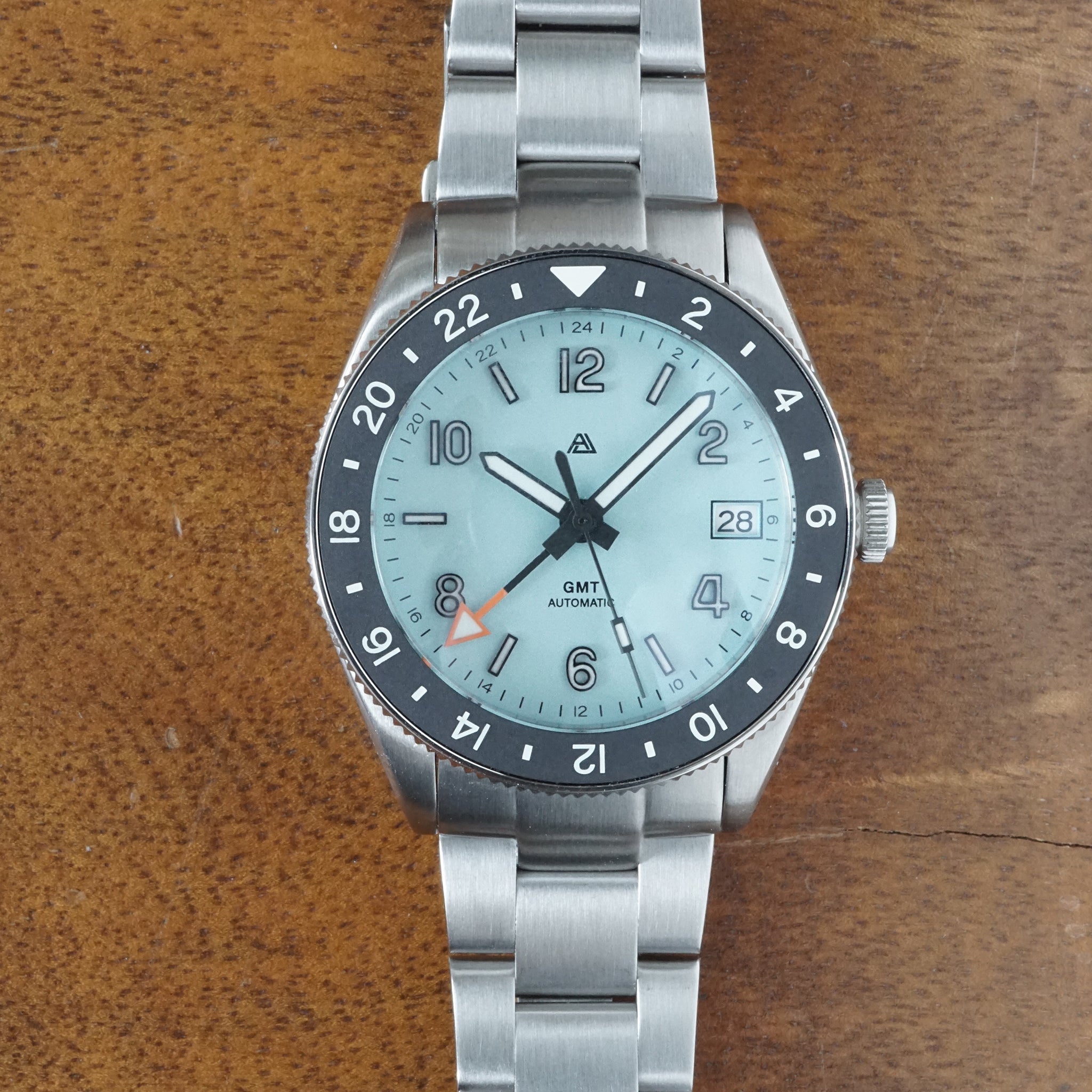 A4 Prelude 37 GMT Light Blue selected view