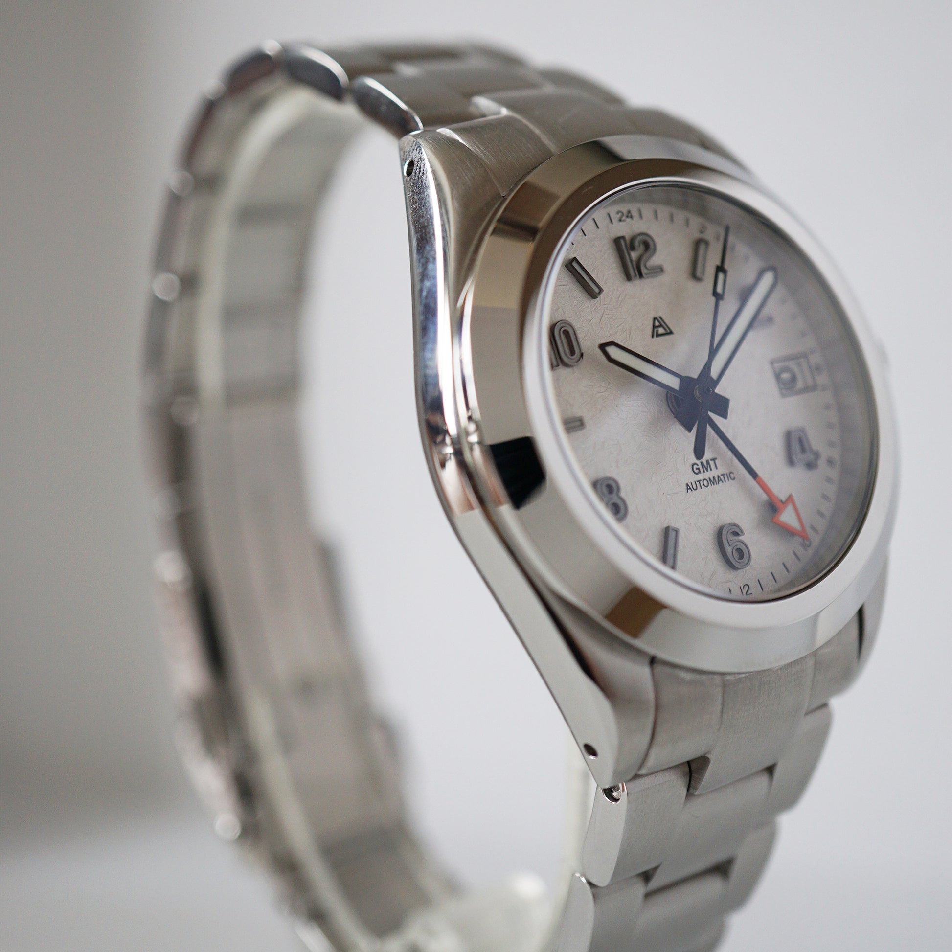 A4 Prelude 37 GMT White Snowflake (Fixed Bezel) thumbnail 8