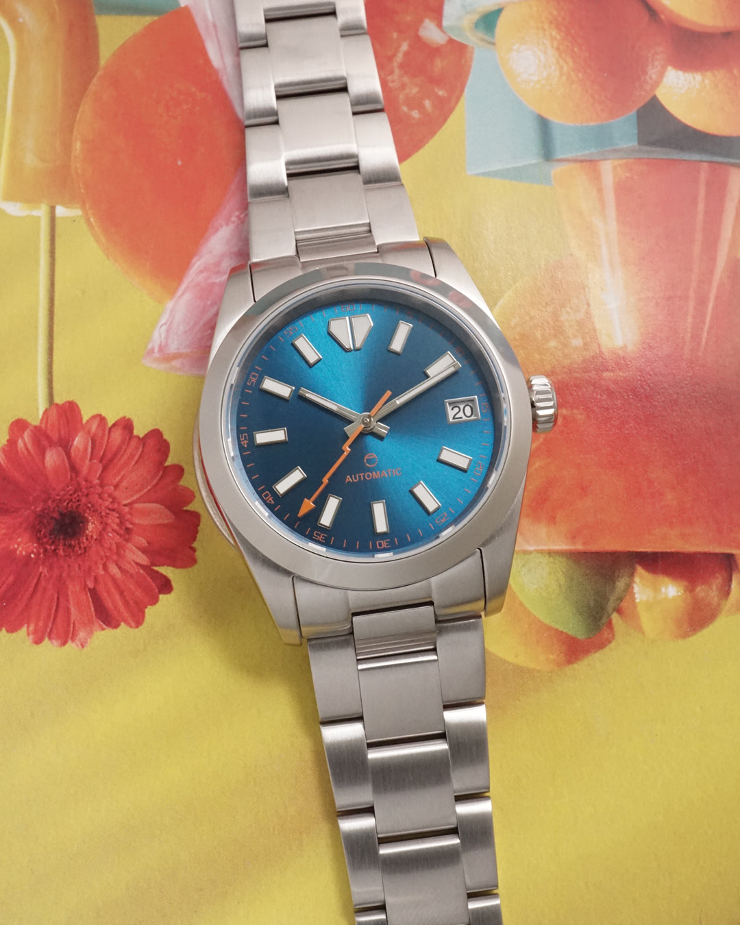 A6 Legacy Standard Blue Sunburst thumbnail 2