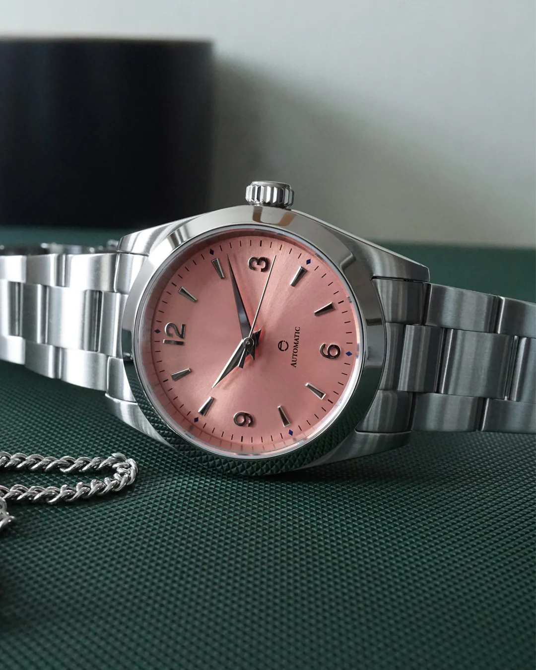 A6 Reverie Salmon Sunburst thumbnail 2
