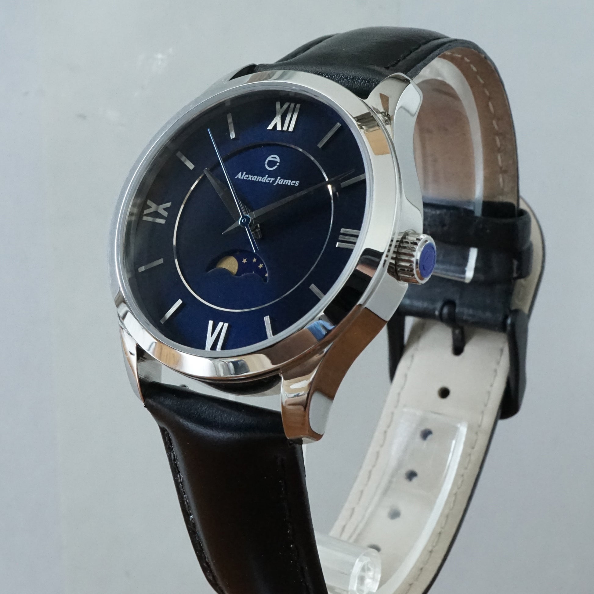 Q9 Moon 38 Blue Sunburst thumbnail 6