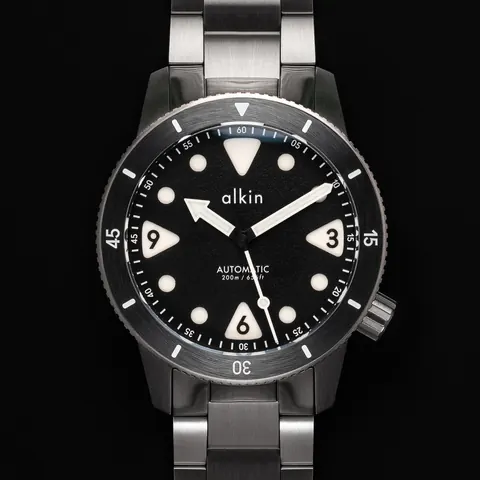 Model Three Diver - Black Dial / SS Case