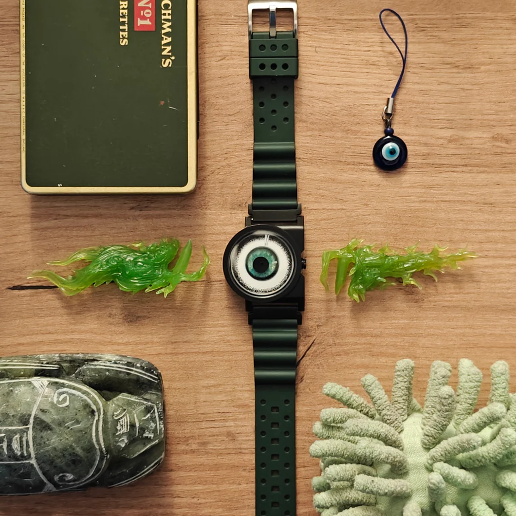 A-1 Custom: Green Eye Automatic thumbnail 2