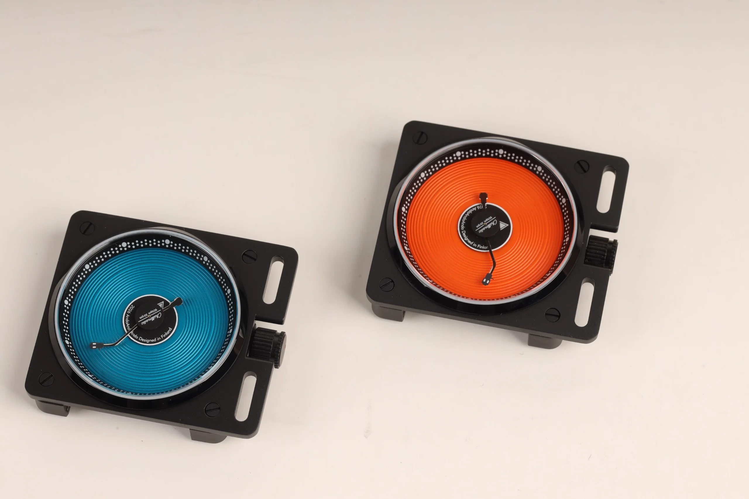 Neon Rush Vinyl Record Quartz by AndoAndoAndo x Rex Darr - Limited Edition thumbnail 3