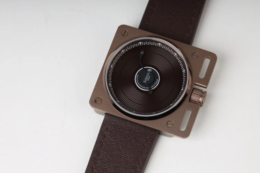 (The Artist) Vinyl Record Watch by AndoAndoAndo x Chikoruss thumbnail 2