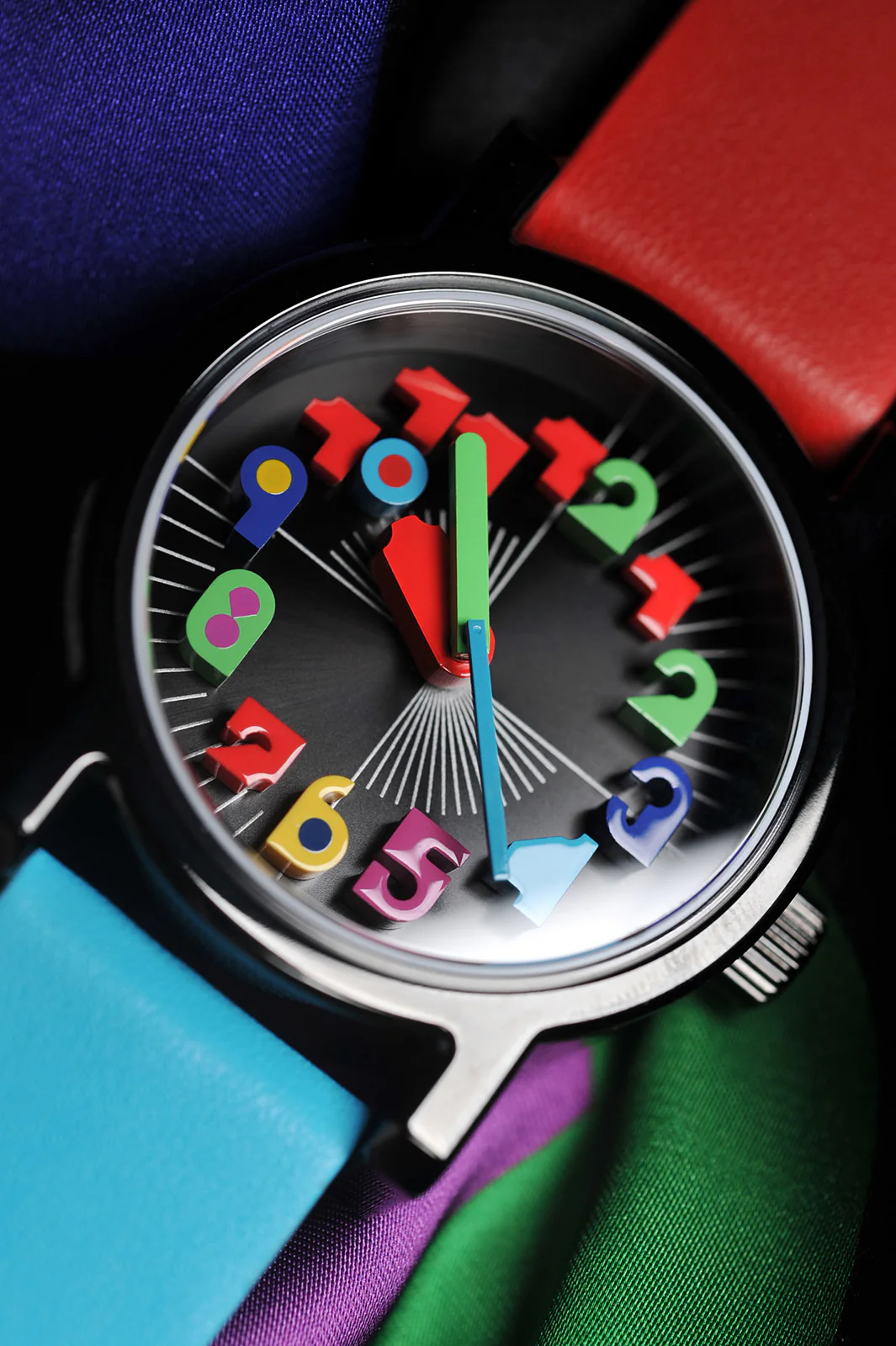 M/M Paris x Anicorn "2" collection - Timepiece "2LAZY" (100pcs worldwide) selected view