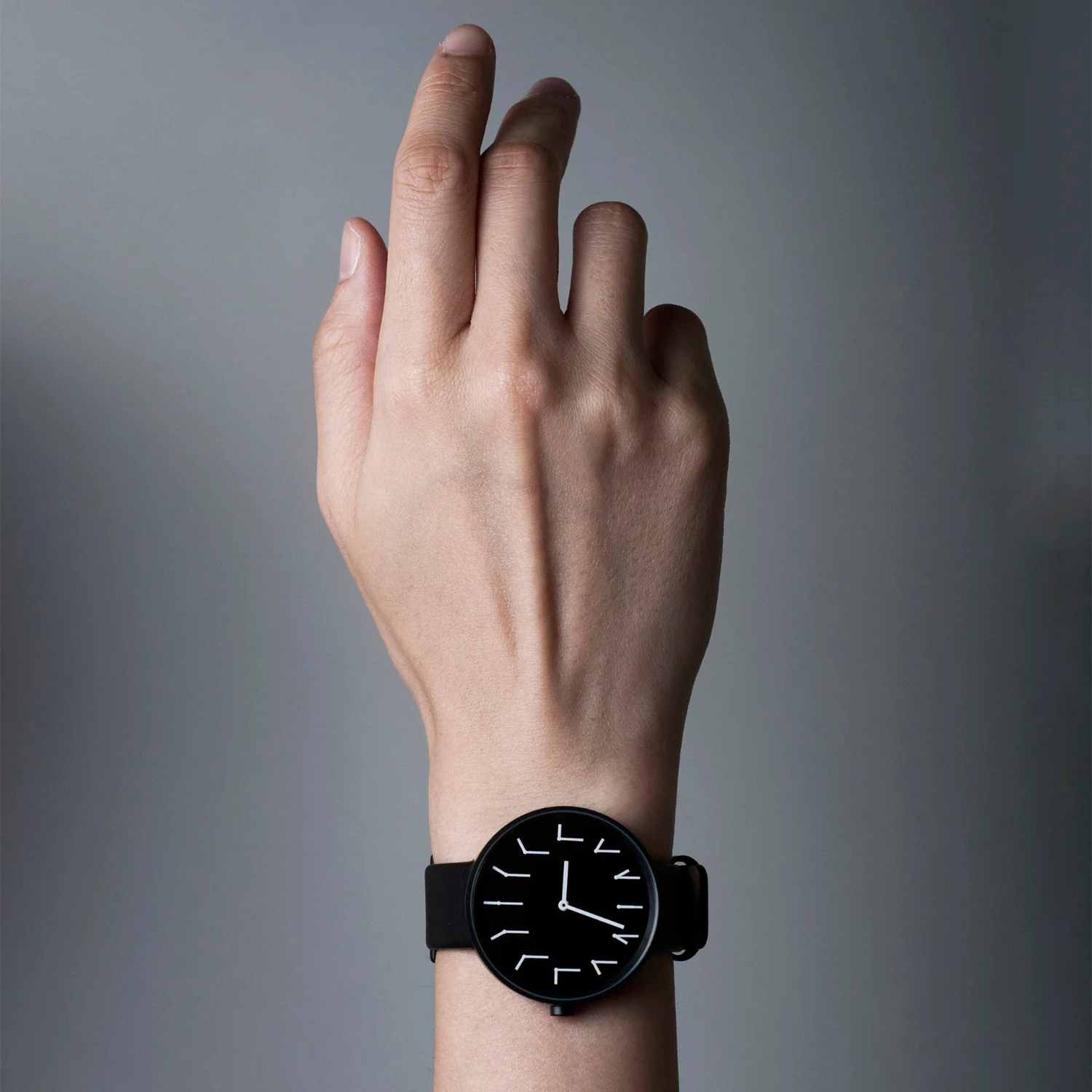 TTT#2.5 - New York - Redundant Watch - Black thumbnail 2