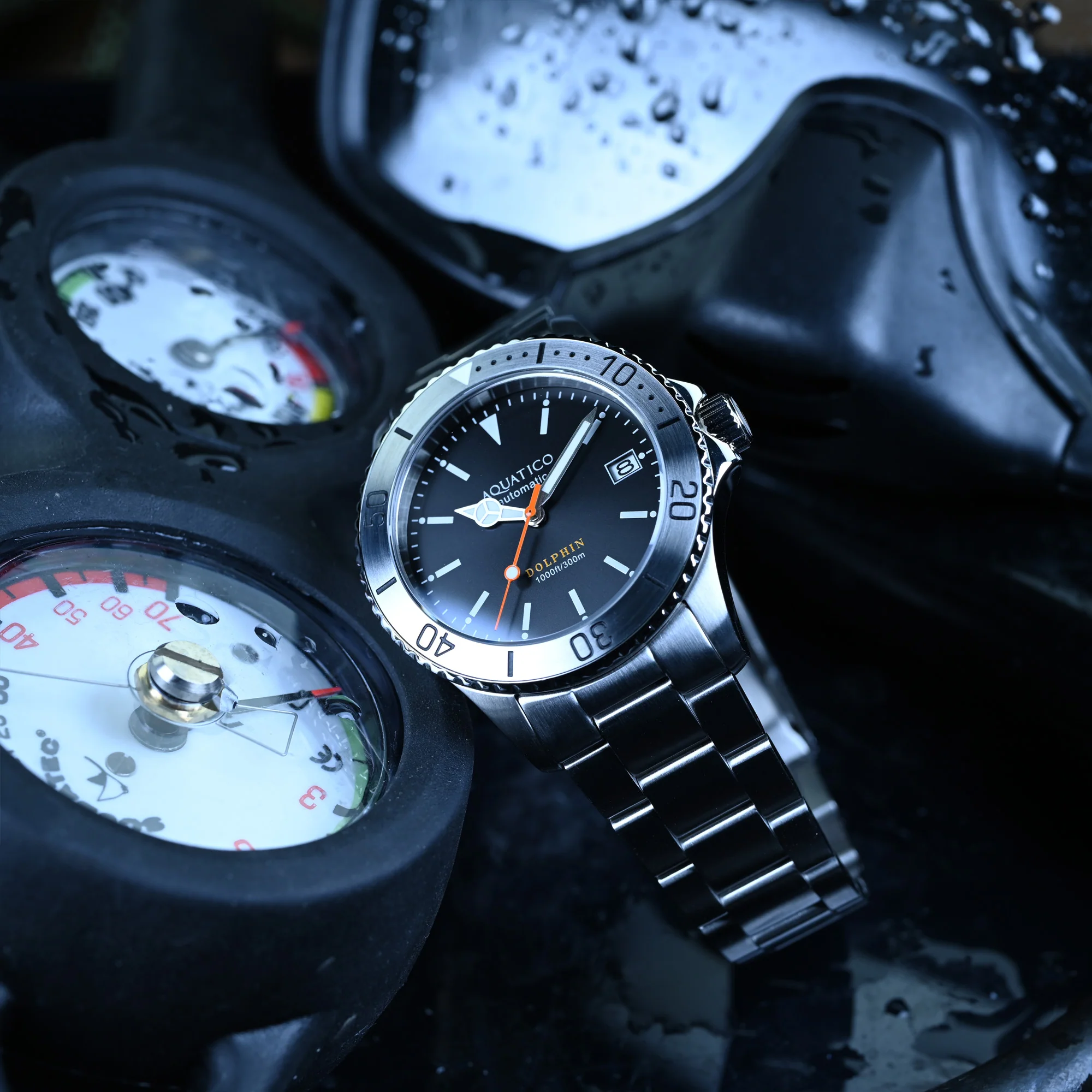 Aquatico Dolphin 38mm Dive Watch Black Dial (NH35) thumbnail 2