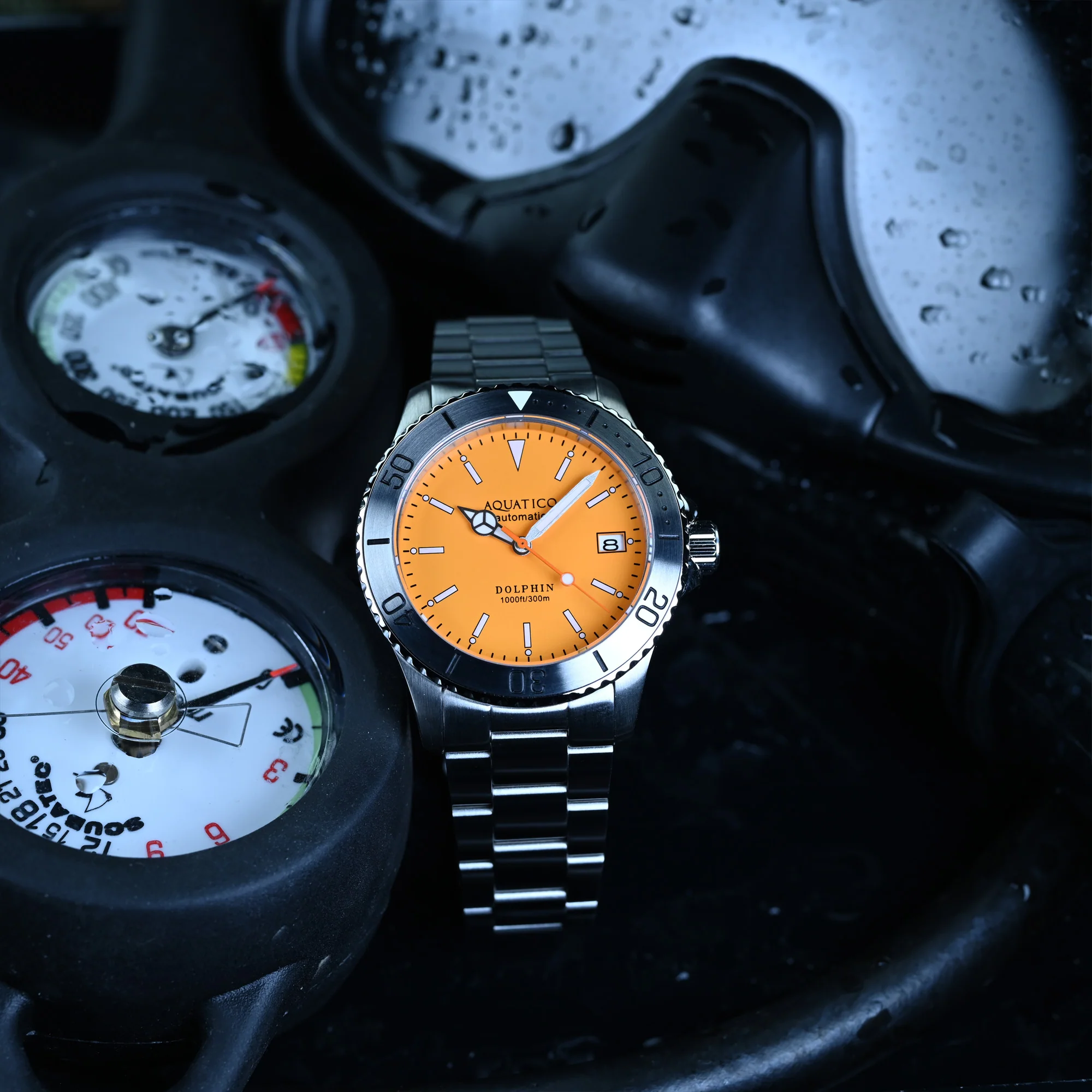 Aquatico Dolphin 38mm Orange Dial Watch thumbnail 3