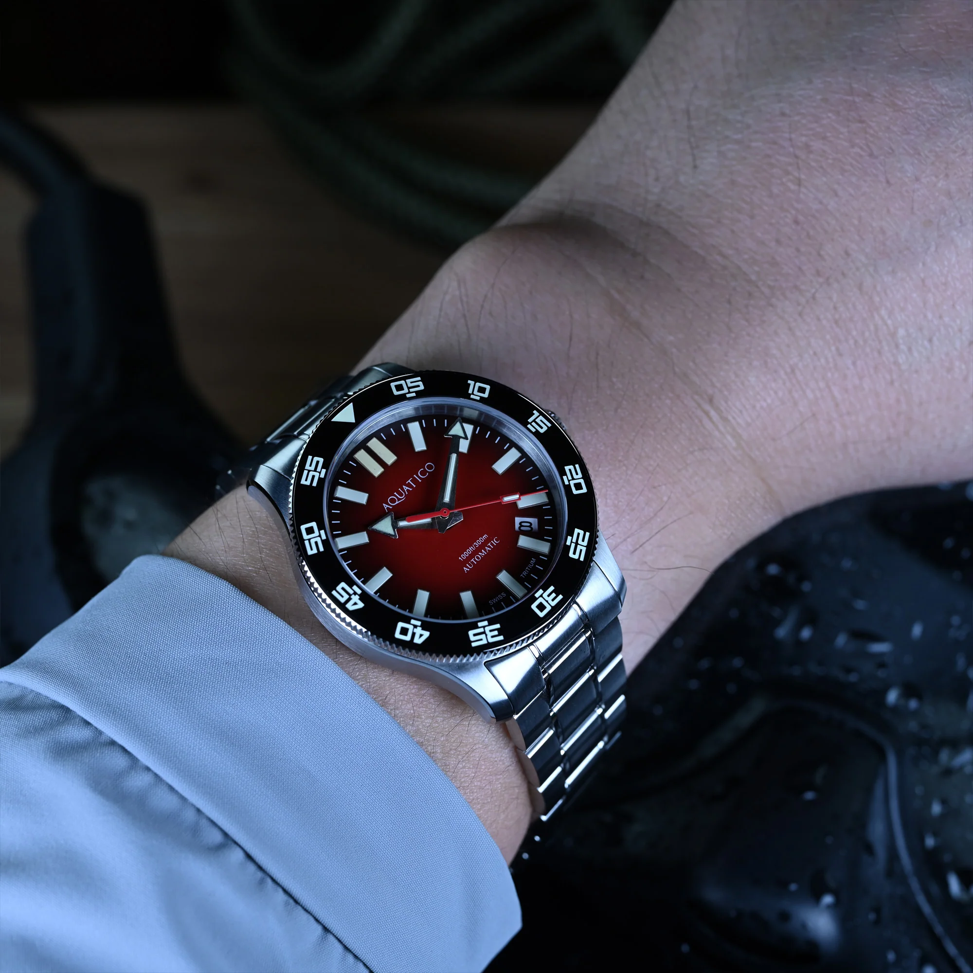 Atlas Tritium Watch Fumé Red Dial thumbnail 4