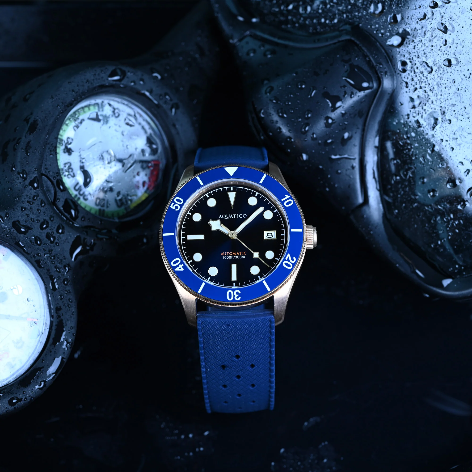 Bronze Raider Blue Dial Date thumbnail 4