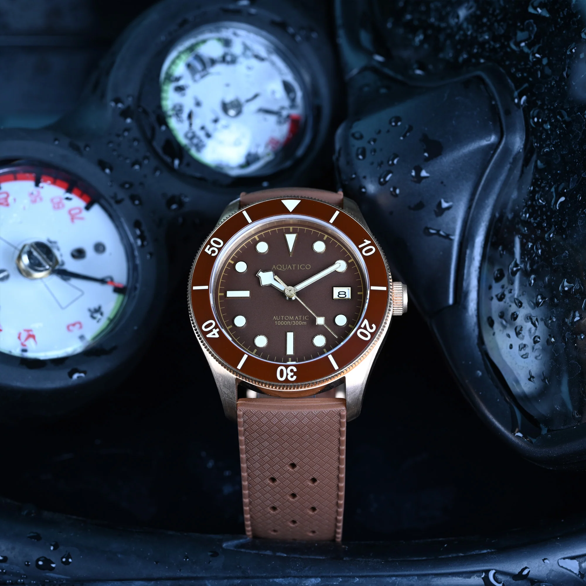 Bronze Raider Brown Dial Date thumbnail 4