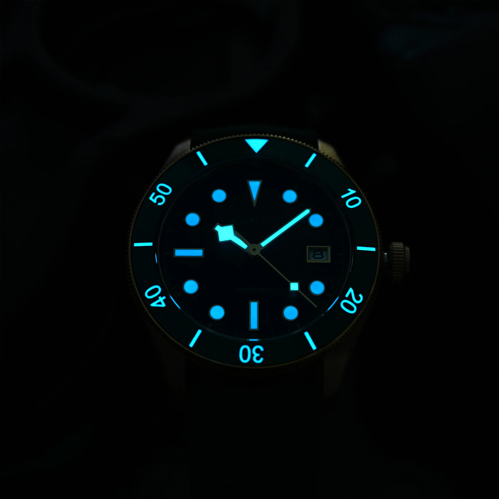 Bronze Raider Green Dial Date thumbnail 2