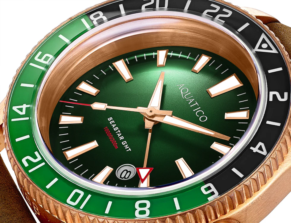Bronze Sea Star GMT Green Dial Green and Black Bezel Inlay thumbnail 2