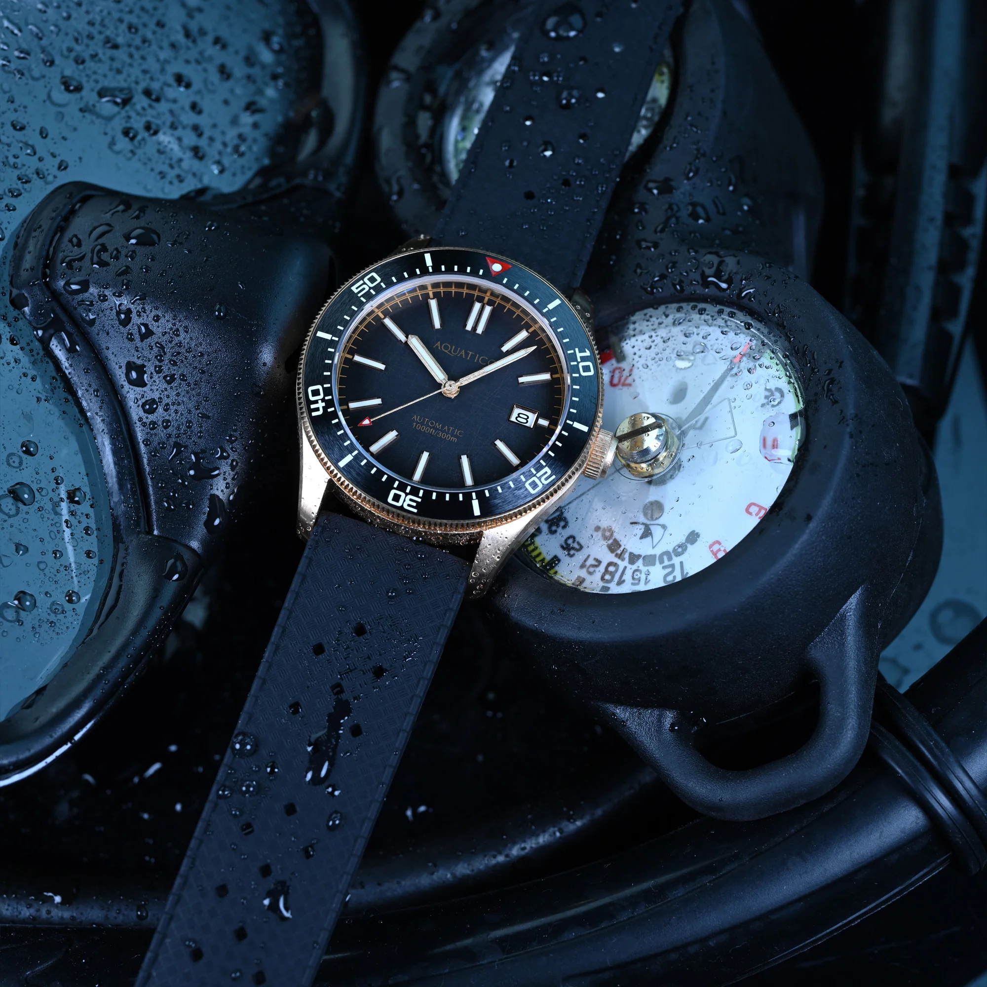 Bronze Star Dive Watch Black Dial thumbnail 2