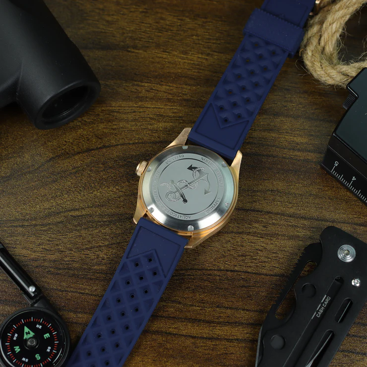 Bronze Star Dive Watch Blue Dial thumbnail 2