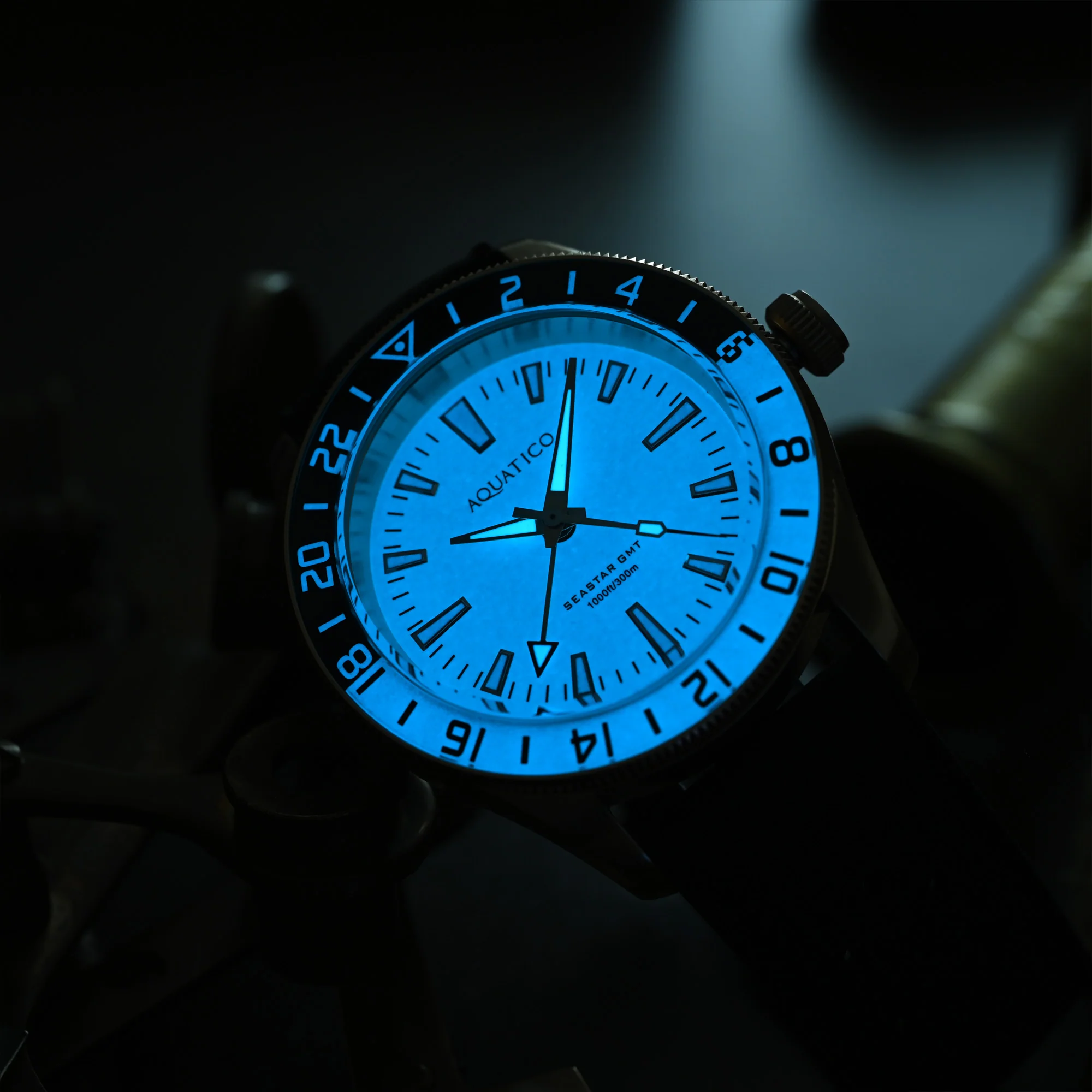 Bronze Star GMT Full Lume Dial thumbnail 2