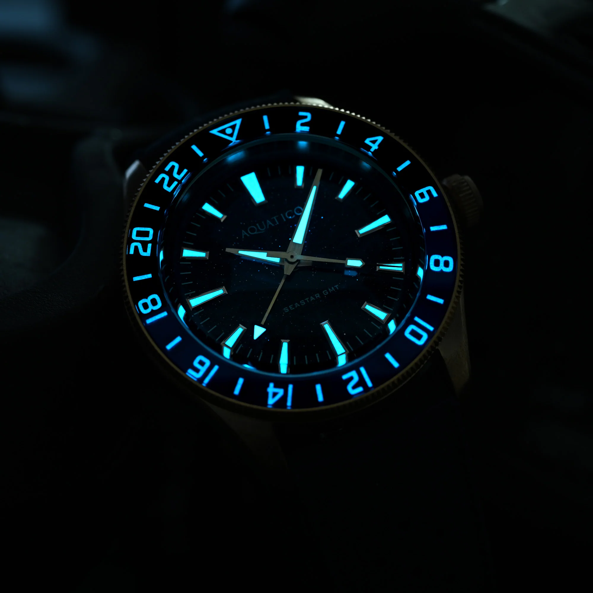 Bronze Star GMT Fumé Green Dial thumbnail 2
