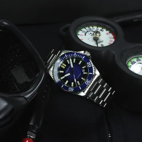 Ocean Diver Tritium Watch Blue Dial
