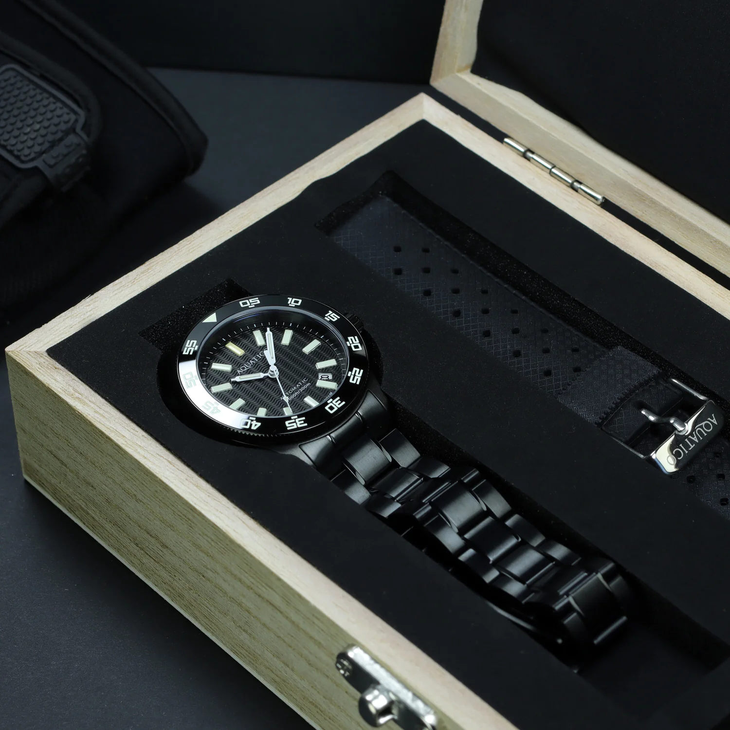 Sea Sentinel Tritium DLC Black Black Dial thumbnail 2