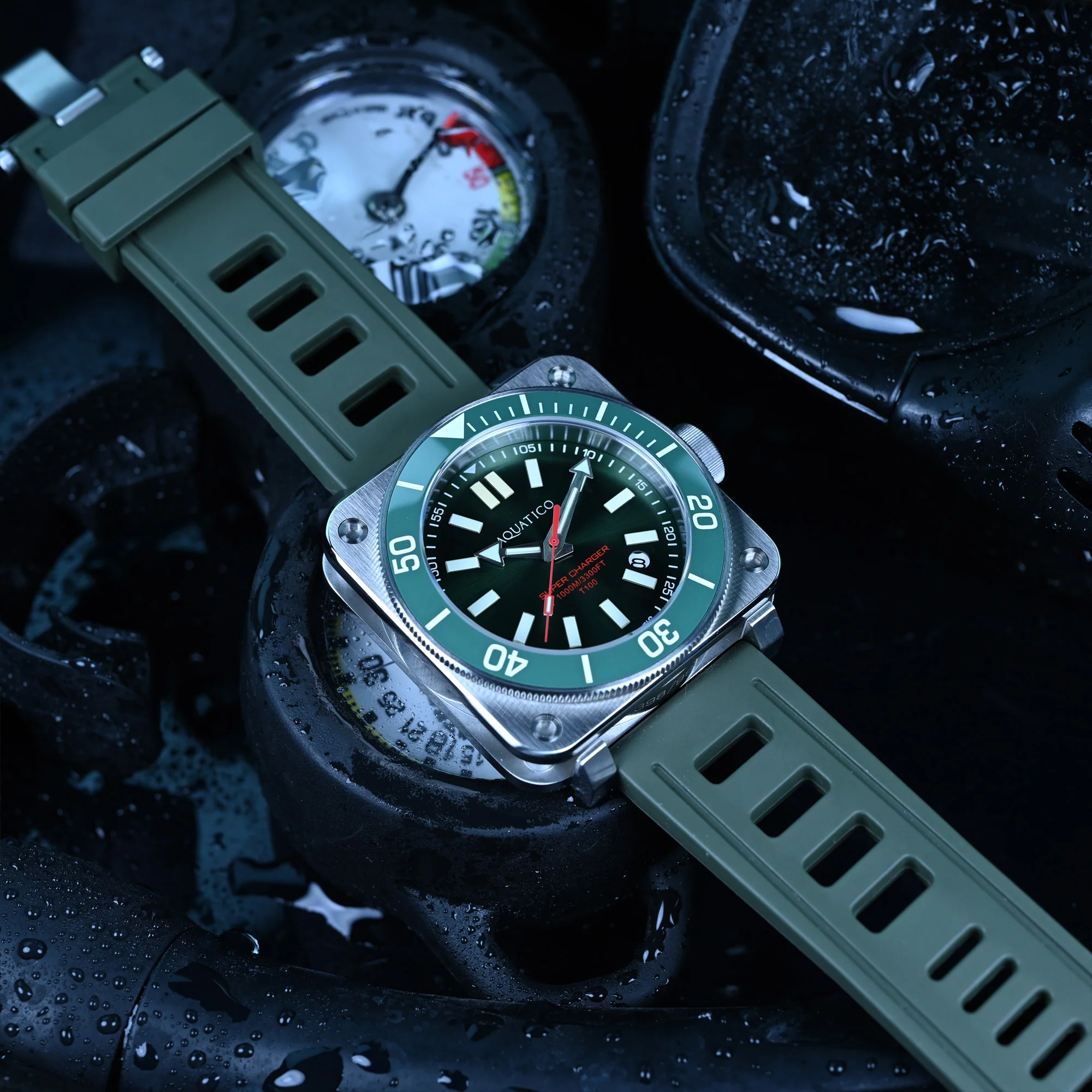 Steel Man Tritium Green Dial Dive Watch thumbnail 4