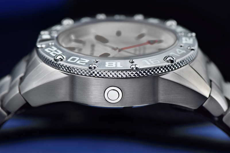 ARAGON ENFORCER Titanium Miyota GMT 9075 Automatic (A701WHT) thumbnail 3