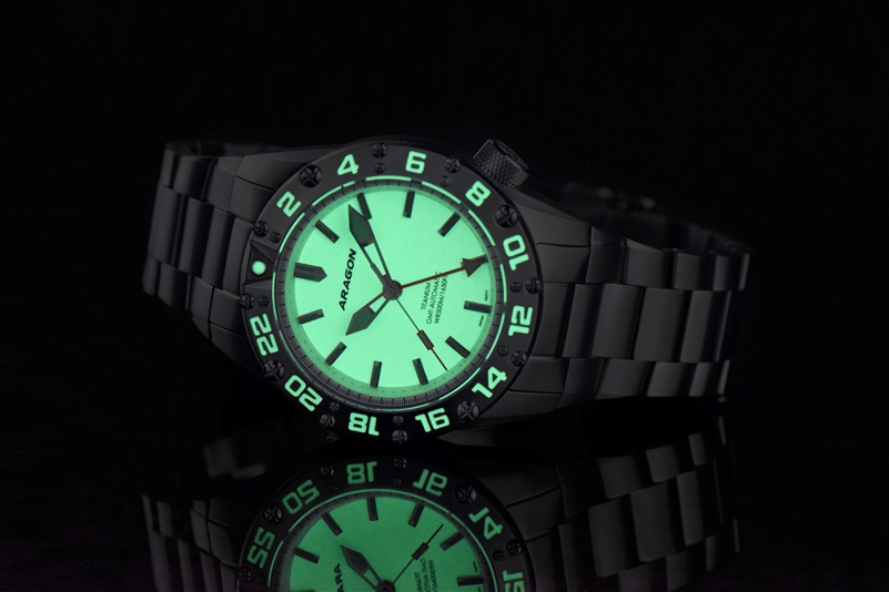 ARAGON ENFORCER Titanium Miyota GMT 9075 Automatic (A702WHT) thumbnail 2