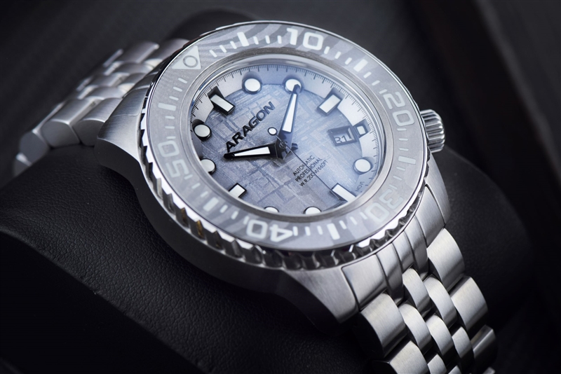 ARAGON EVO Meteorite Swiss Automatic with Titanium Damascus Dial LE (A265SLV) thumbnail 3