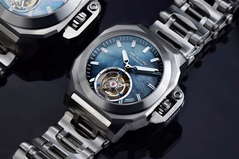 ARAGON Millipede Max Tourbillon Limited Edition (A542BLK) thumbnail 3