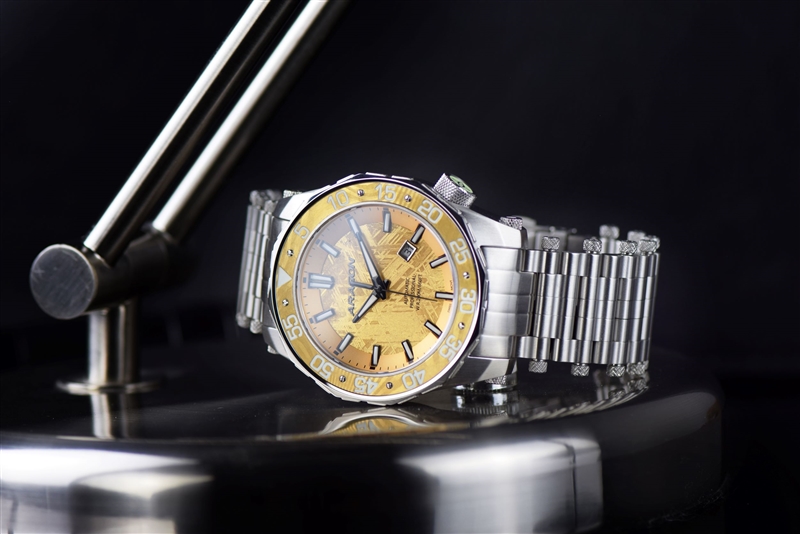 ARAGON Sea Charger Meteorite Swiss Automatic with Titanium Damascus Bezel LE (A515GLD) thumbnail 2