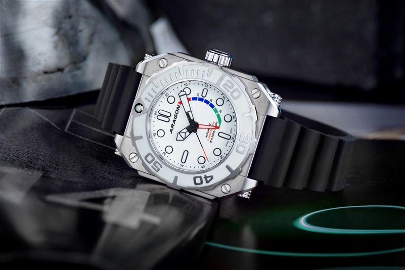 DF DiveTank Power Reserve Automatic (A663WHT) thumbnail 3