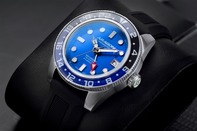 DM 40 GMT NH34 (A207BLU) thumbnail 2