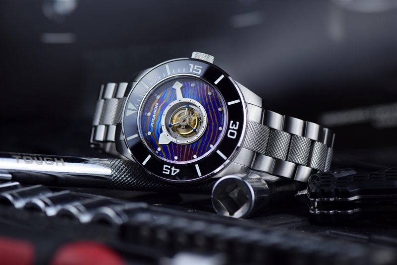 DM Central Tourbillon 50mm (A633BLU) thumbnail 2