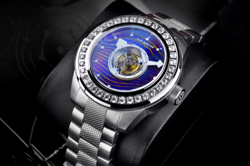 DM Central Tourbillon TP 50mm (A635BLU) thumbnail 2
