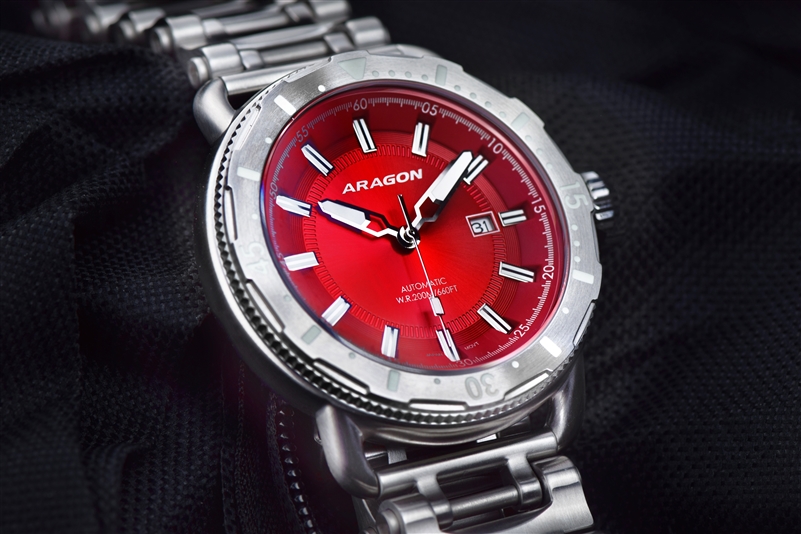 Millipede Diver Automatic (A651RED) thumbnail 2