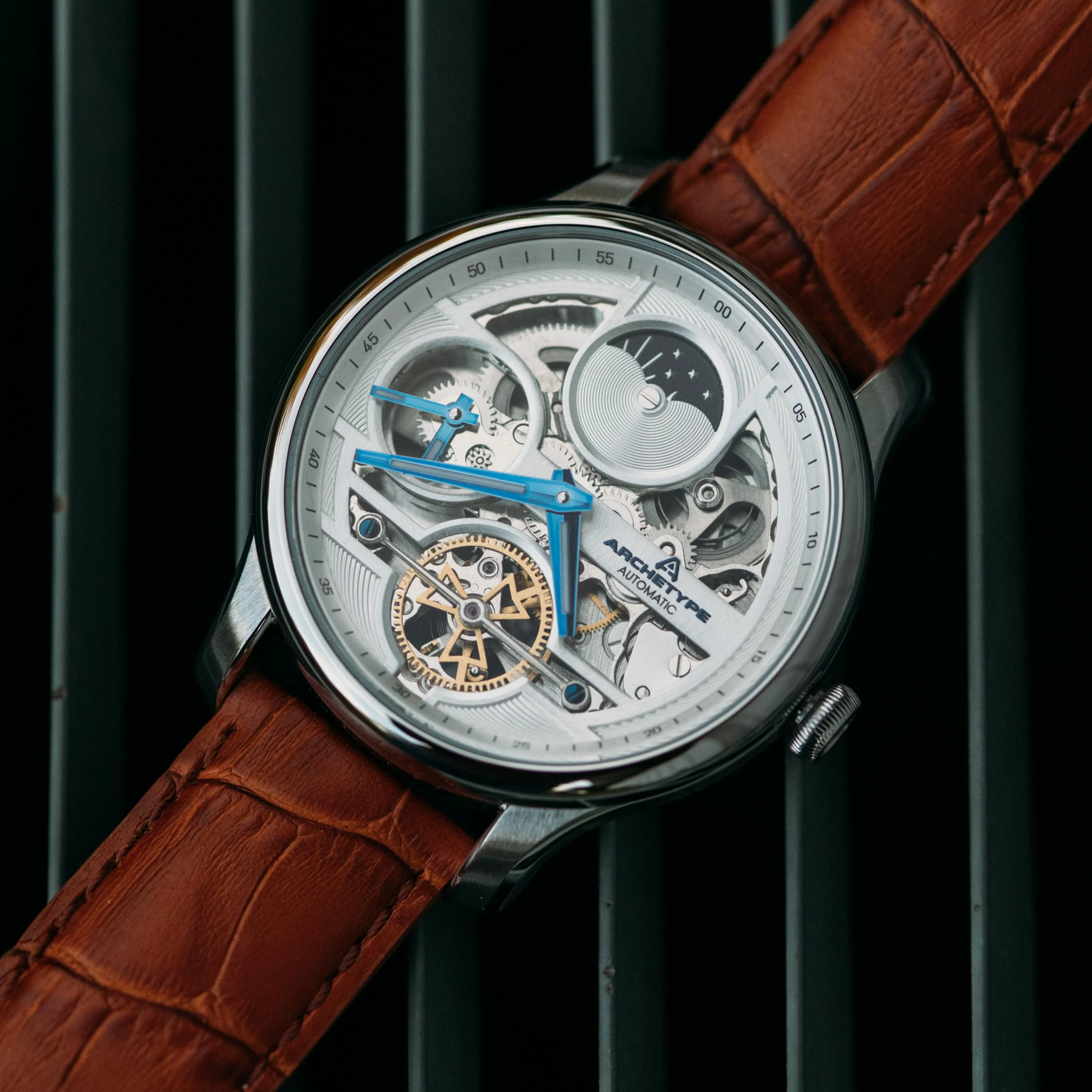 Archer Automatic Silver Tan White thumbnail 2