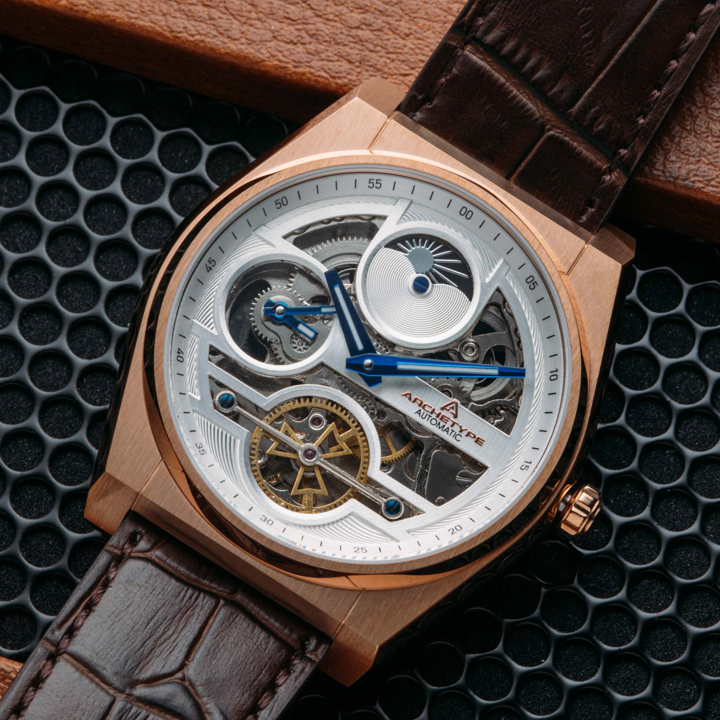 Rogue Automatic Rose Gold Brown White thumbnail 2