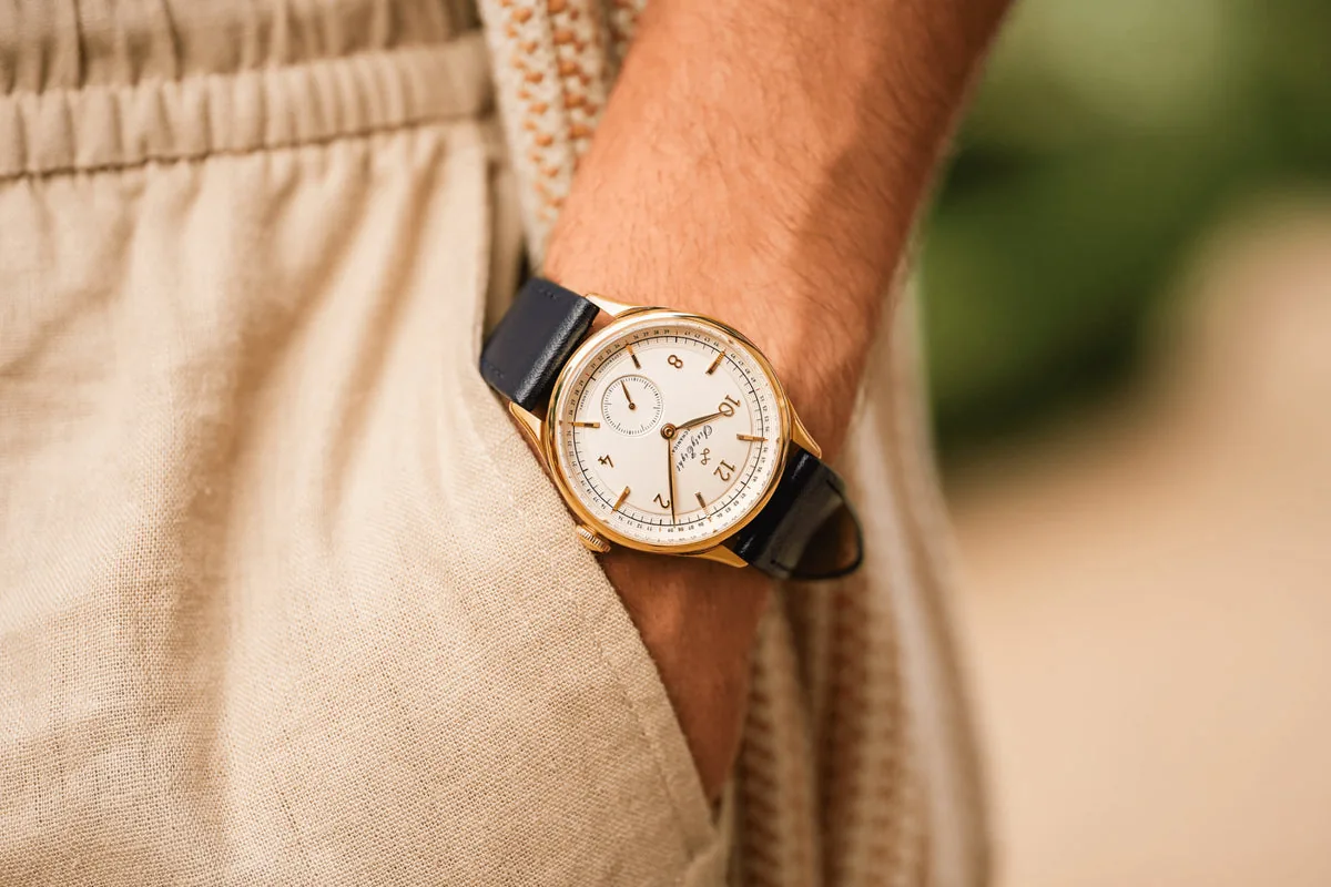 1968 Mechanical, Gold / White selected view