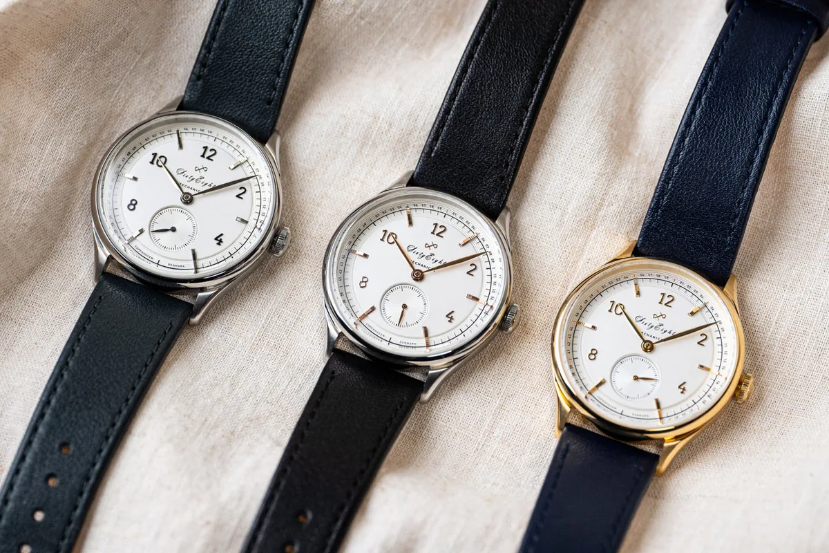 1968 Mechanical, Steel / White & Rose Gold selected view