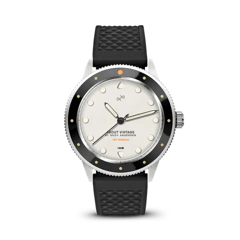 1971 Stagediver, Steel / Off White  39mm