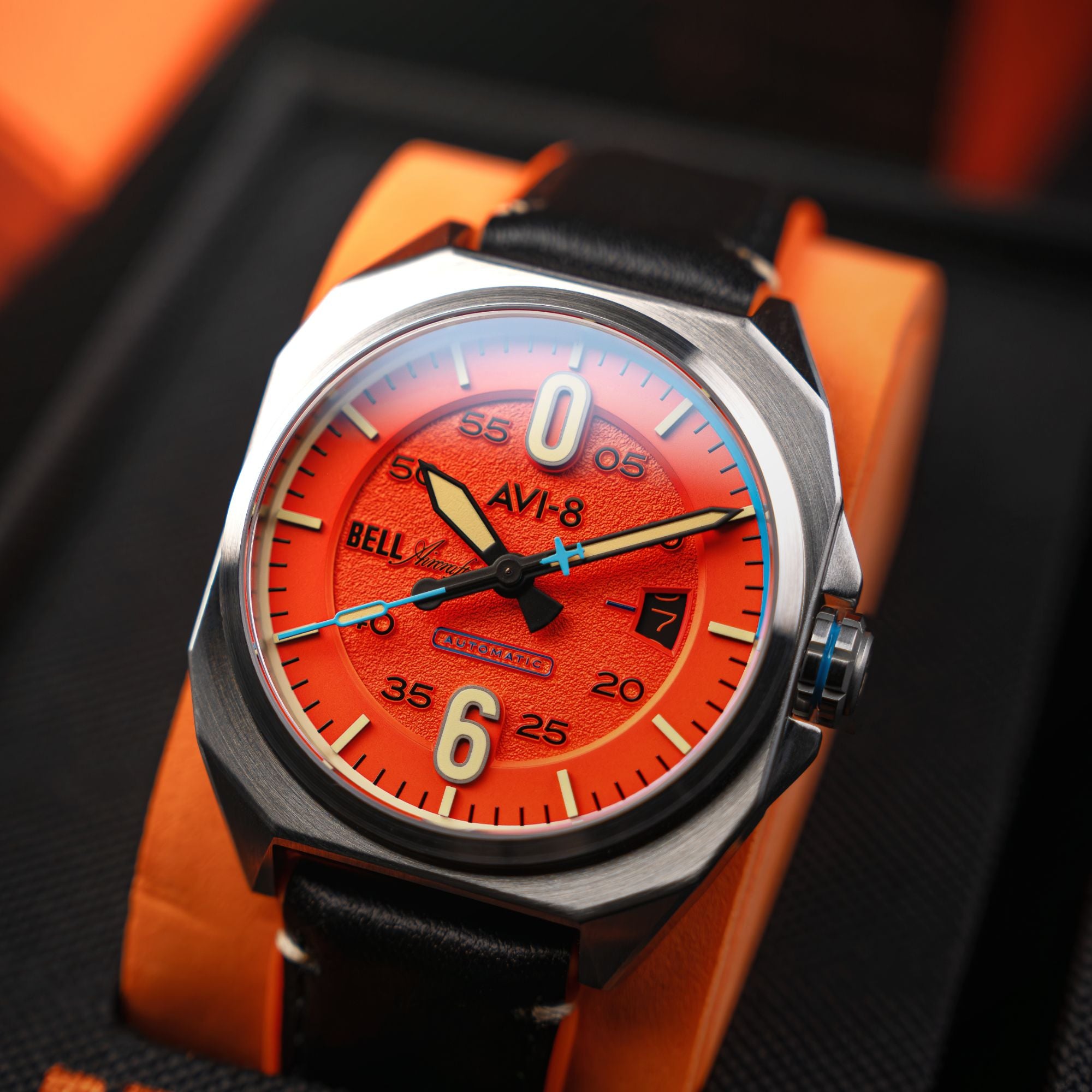Retro Orange thumbnail 3